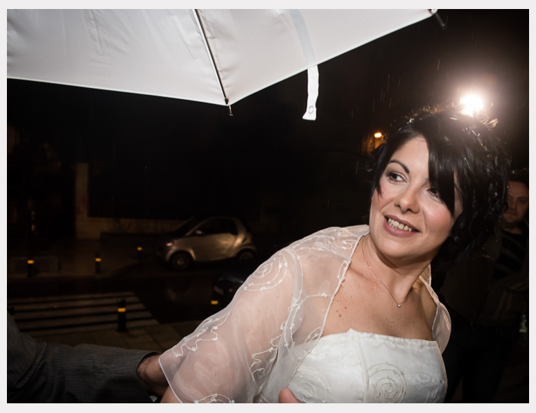 φωτογραφια γαμου ,φωτογραφος γαμου στον κορυδαλλο ,φωτογραφιες γαμου,γαμος με βροχη,