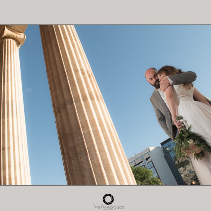 Γάμος στην Αθήνα και φωτογράφηση στο Πανεπιστήμιο